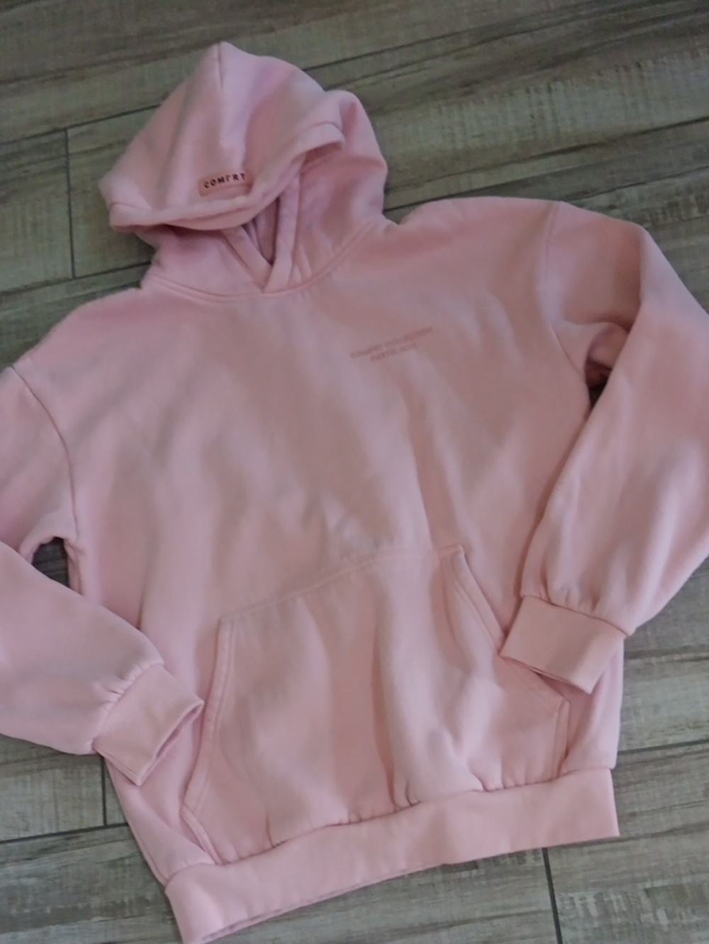 COMFRT..PINK PASTEL HOODIE..MEDIUM